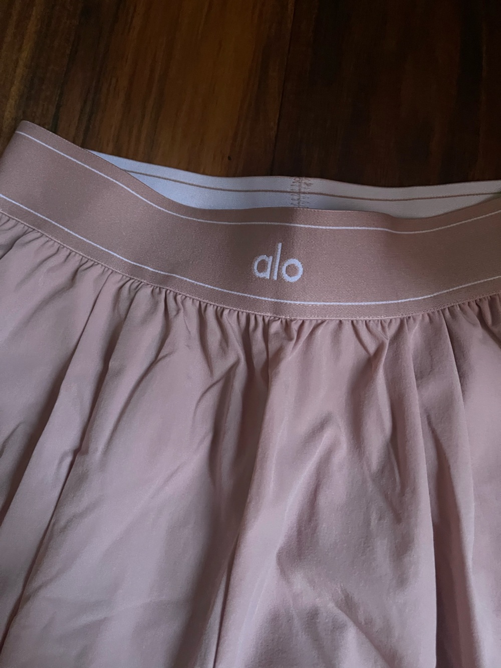ALO Yoga Suit Up Trouser in Taupe regular - Picture 5 of 8